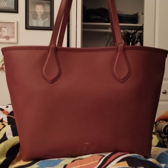 Authentic Michael Kors Handbag With Organizational Insert - Picture 2 of 2